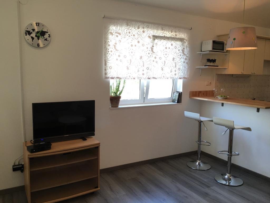 Apartments Tatjana Pag Eksteriør bilde